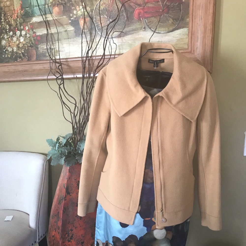Lafayette 148